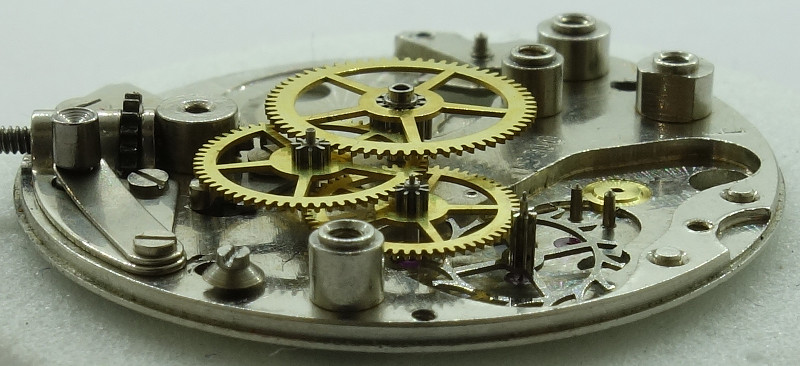 side view of the gear train Osco 300: side view of the gear train