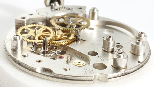 side view of the gear train Osco 850: side view of the gear train