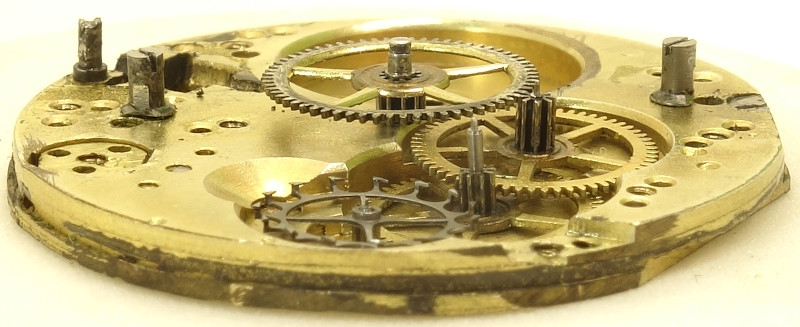 side view of the gear train Pontenet?: side view of the gear train